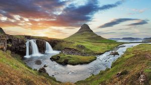 Kirkjufellsfoss & Kirkjufell