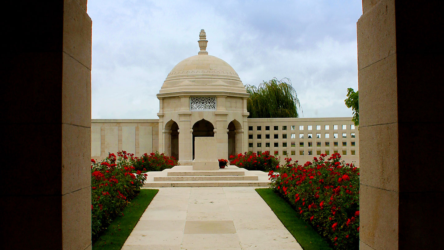 Neuve-Chapelle Memorial & Cemetery, The Somme