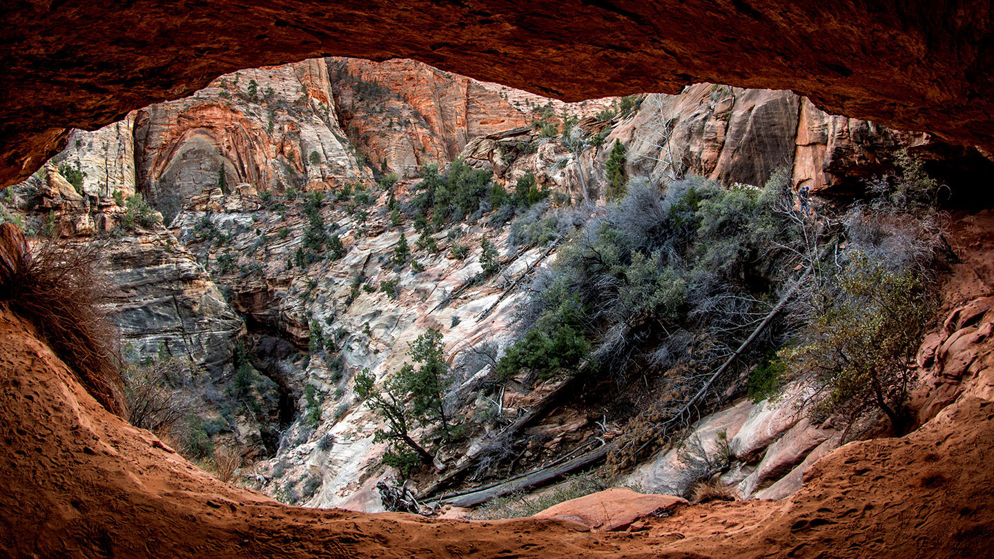 Zion Canyon Grotto Trail