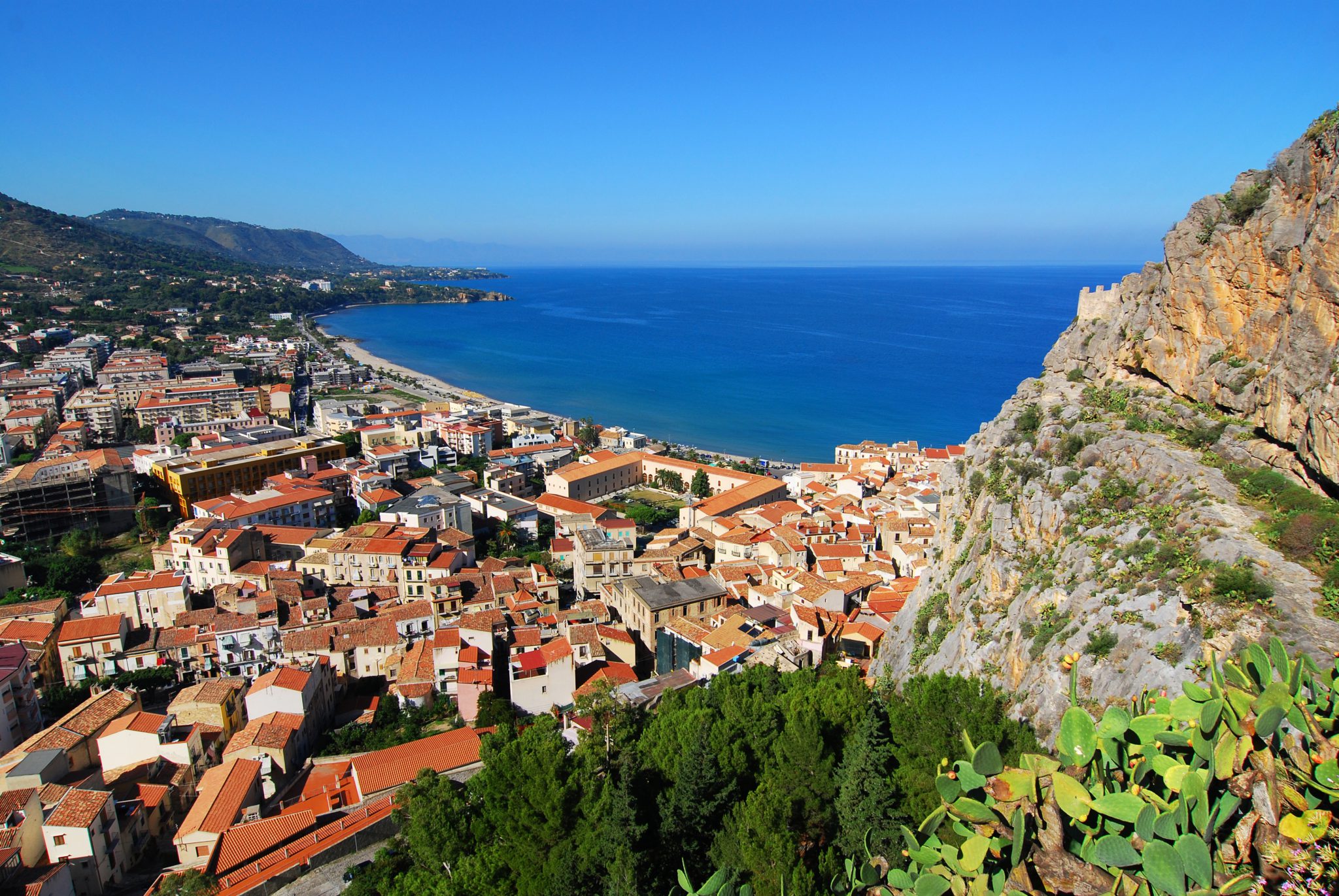 http://www.dreamstime.com/stock-photo-cefalu-sicily-image12254020