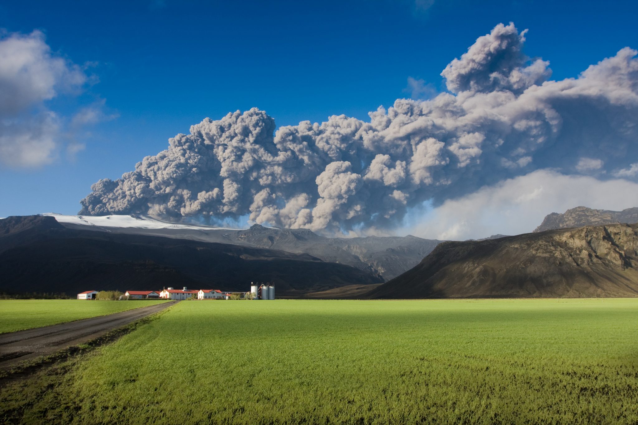 volcano case study iceland