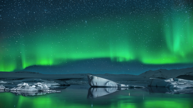 iceland-northern-lights