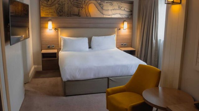 A&O Hostel London Docklands double bed