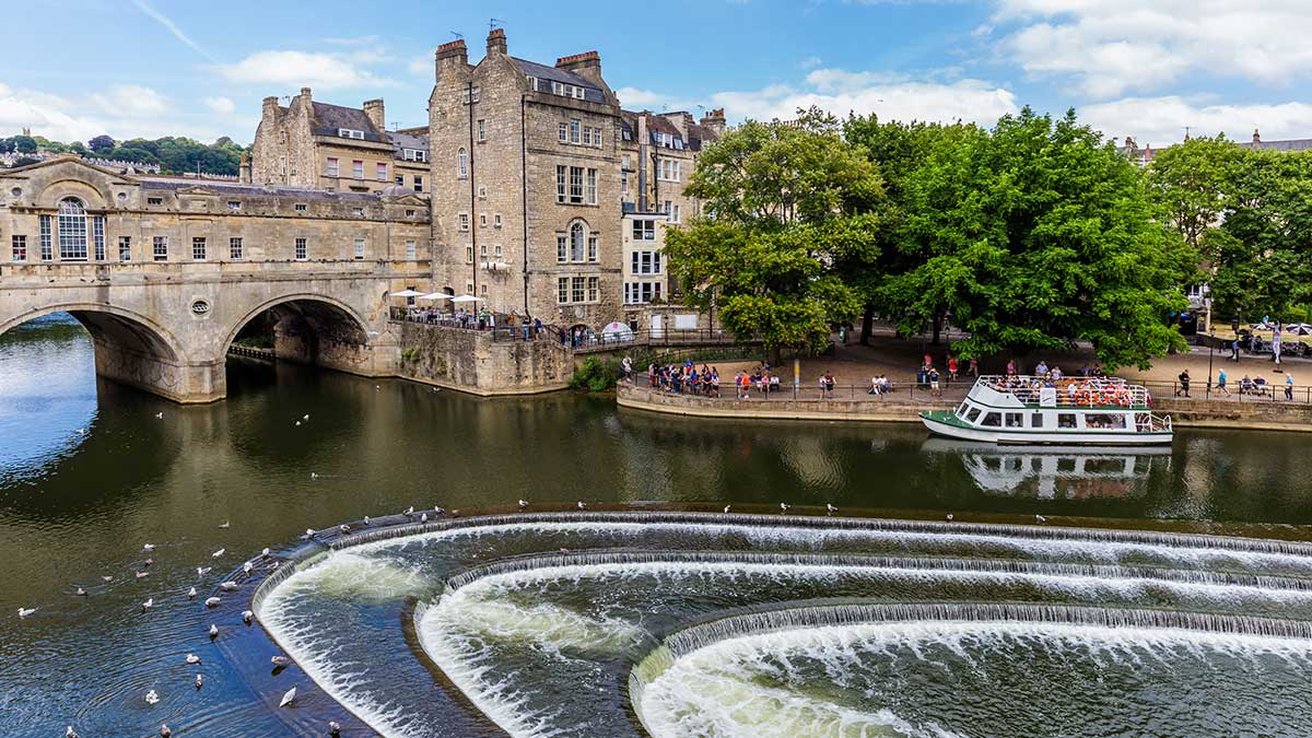 Ancient Pulteney Bridge in Bath, Somerset, UK. The famous historic Pulteney Bridge in Bath, Somerset, UK