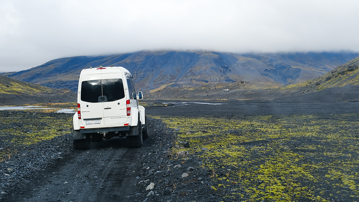 Super Jeep Adventure traversing the Iceland landscape