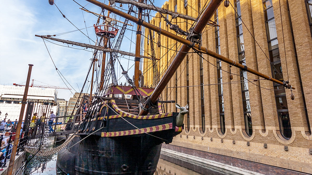 The Golden Hinde